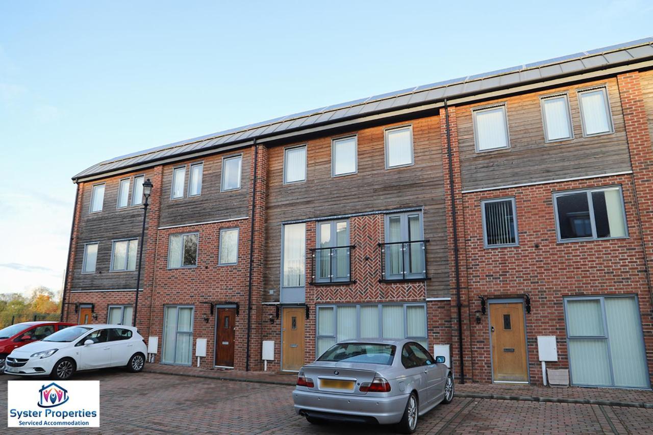 Syster Properties Serviced Accommodation Leicester 5 Bedroom House Glen View Екстериор снимка